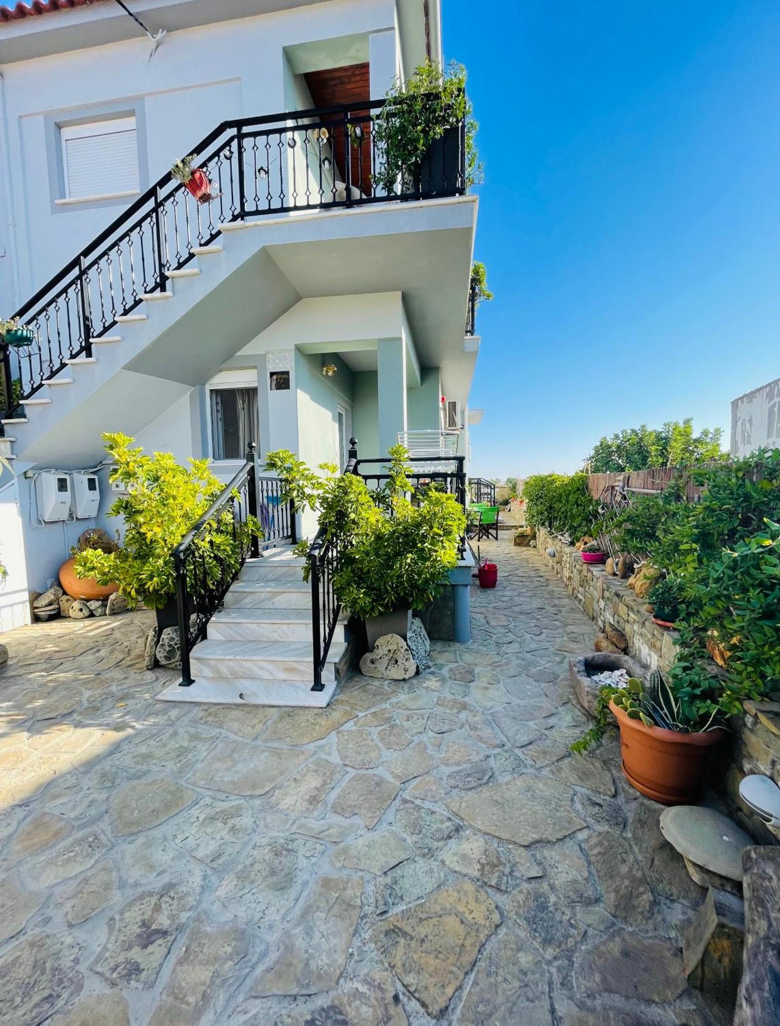 Fergani Apartments Moúdhros Exterior photo